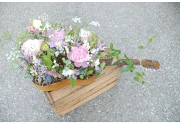 Fleurs deuil : les plantes vivaces pour un souvenir durable